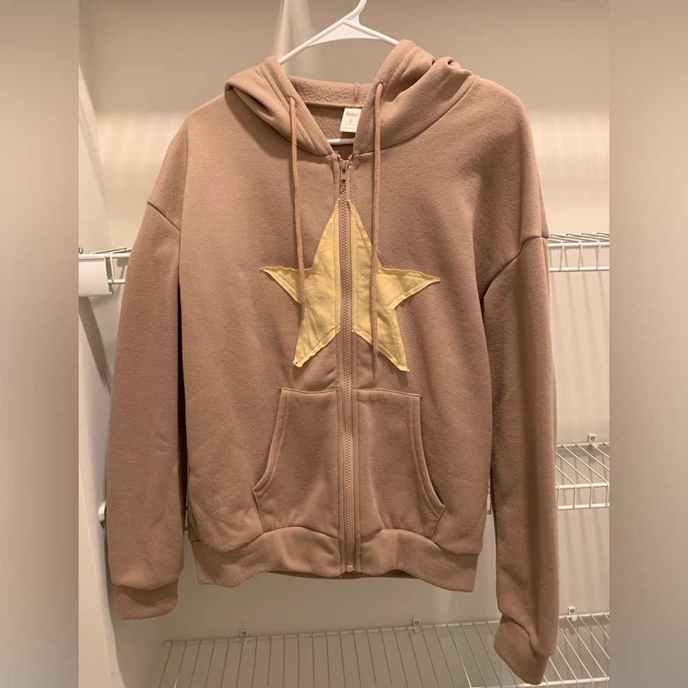 Tan and cream star zip-up hoodie